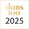 לוגו "duns 100" בצבע זהב מעל השנה "2025" באותיות שחורות מודגשות, במרכז על רקע לבן מרובע עם מסגרת זהב דקה.